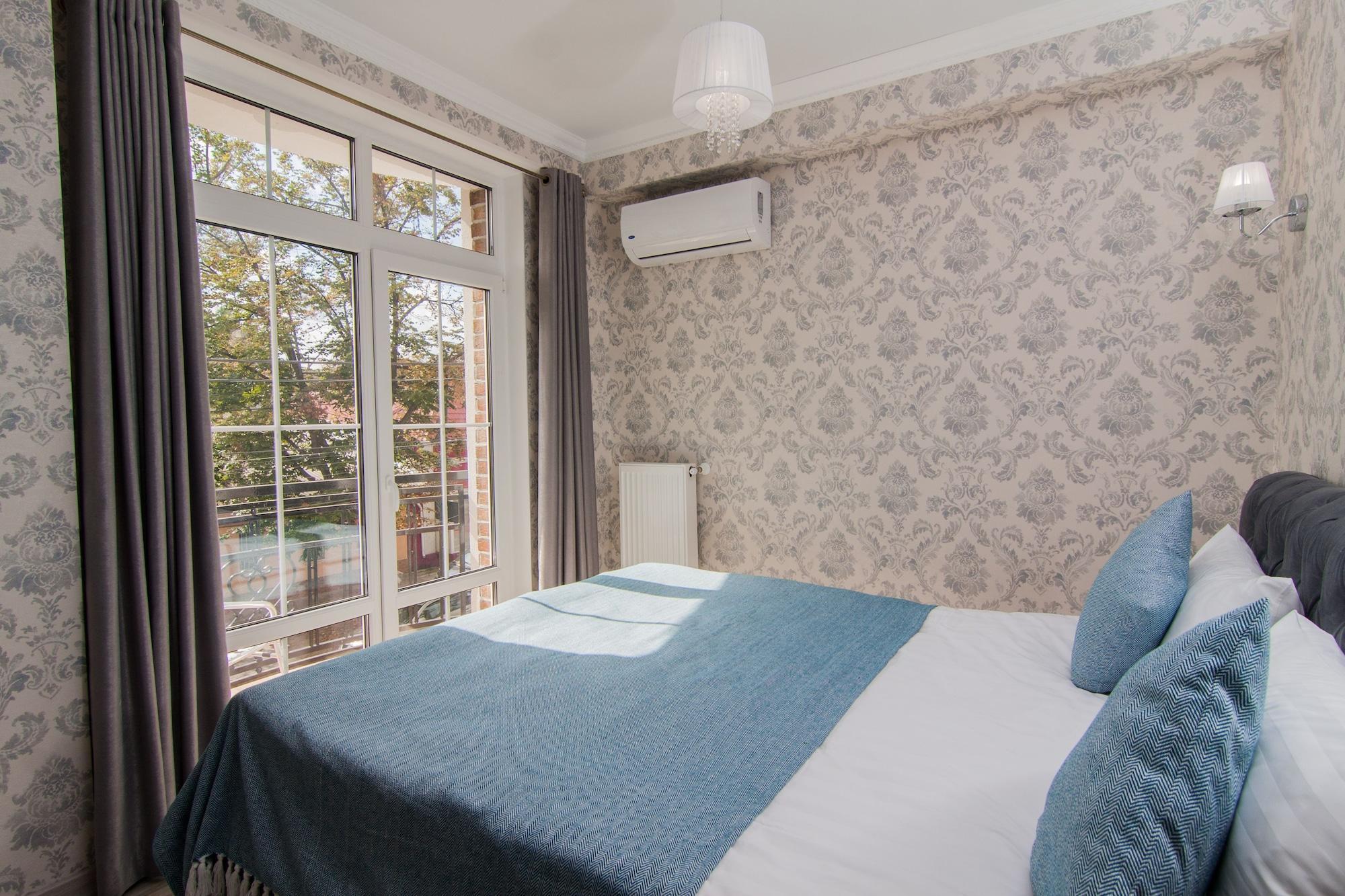 Klassik Hotel Chişinǎu Buitenkant foto