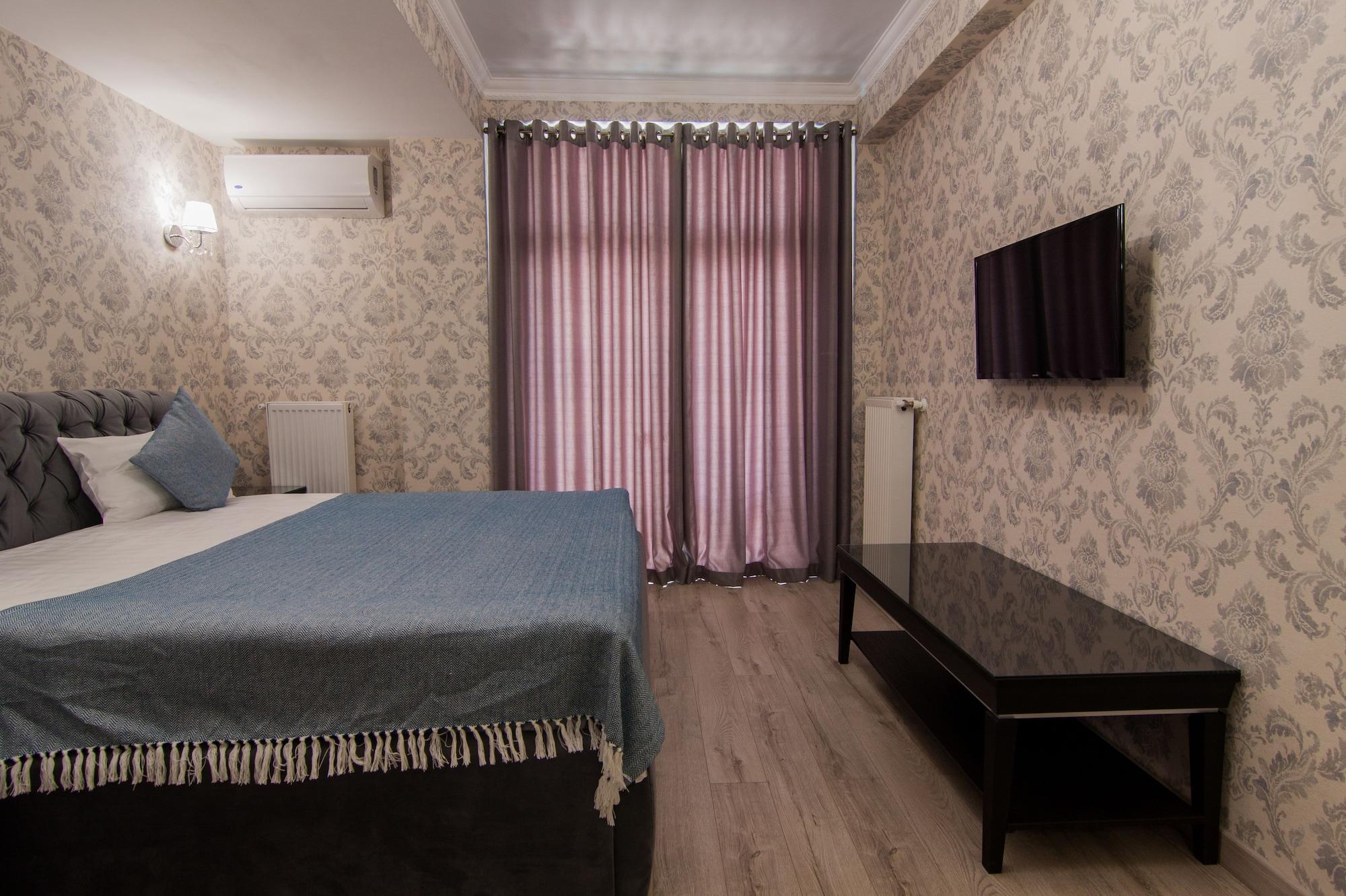 Klassik Hotel Chişinǎu Buitenkant foto