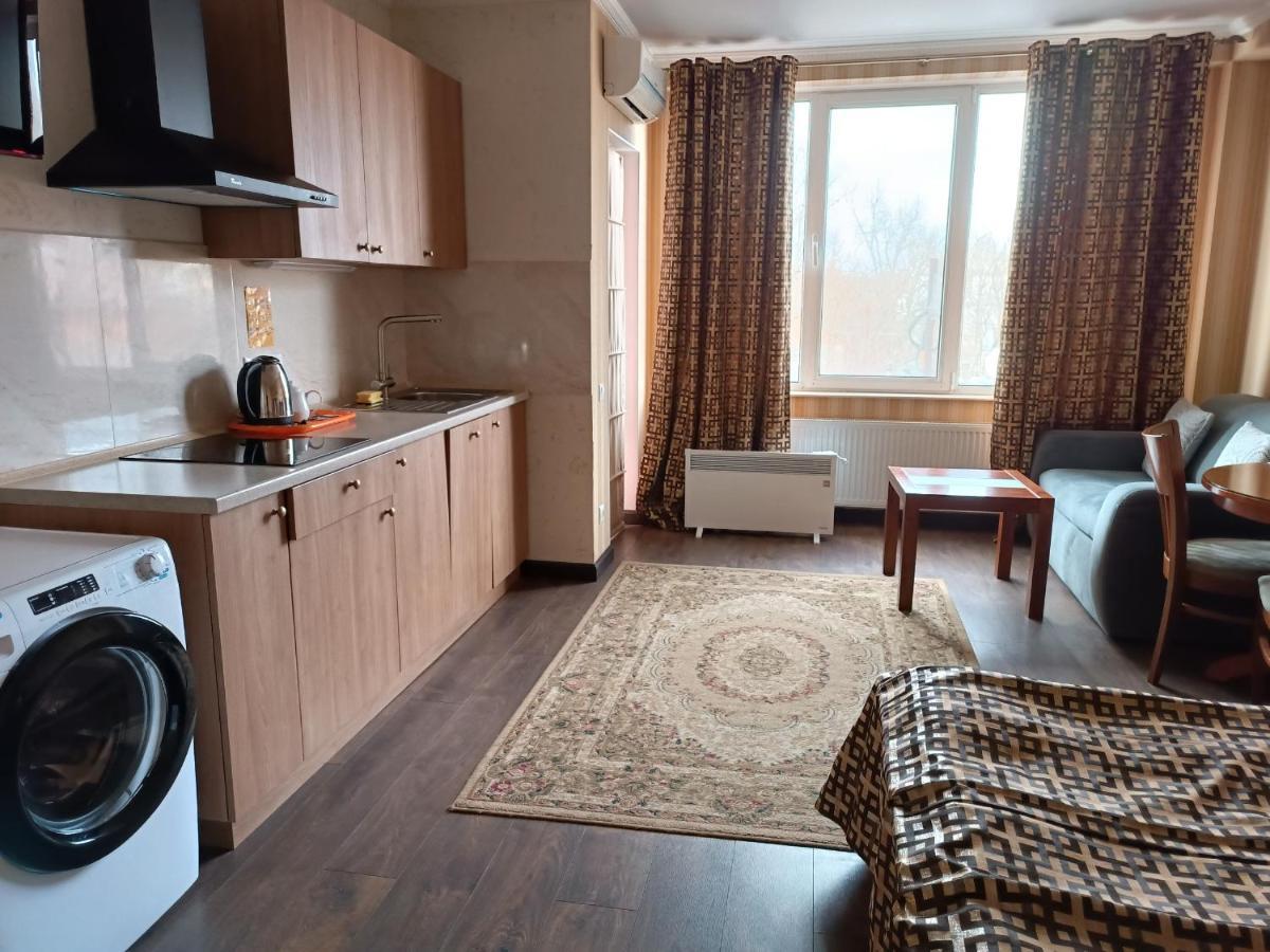 Klassik Hotel Chişinǎu Buitenkant foto