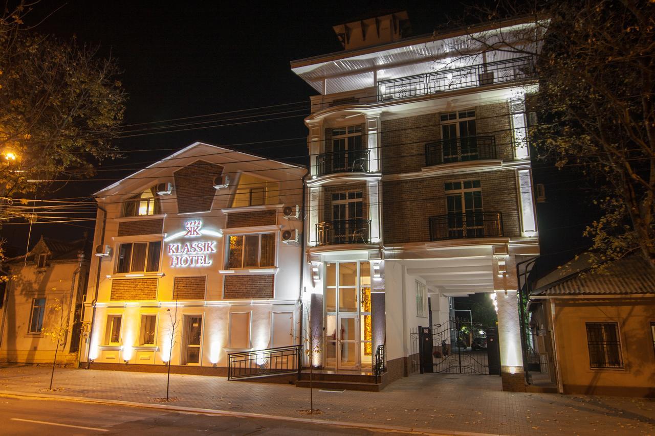 Klassik Hotel Chişinǎu Buitenkant foto